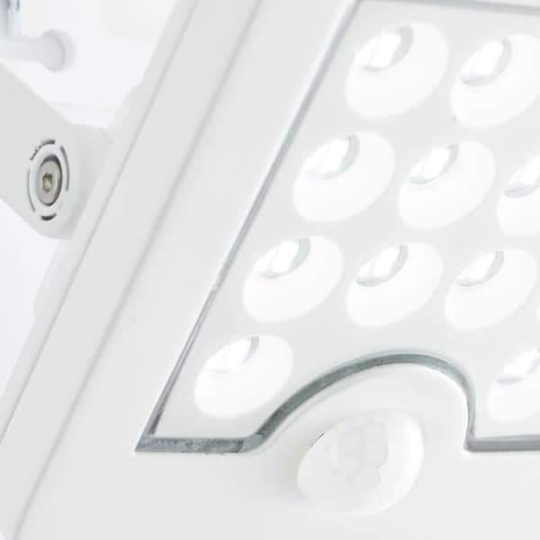 BRILLIANT Outdoor Wall Light - LUTON - LED - Solar Powered - Motion Sensor - 4W - White