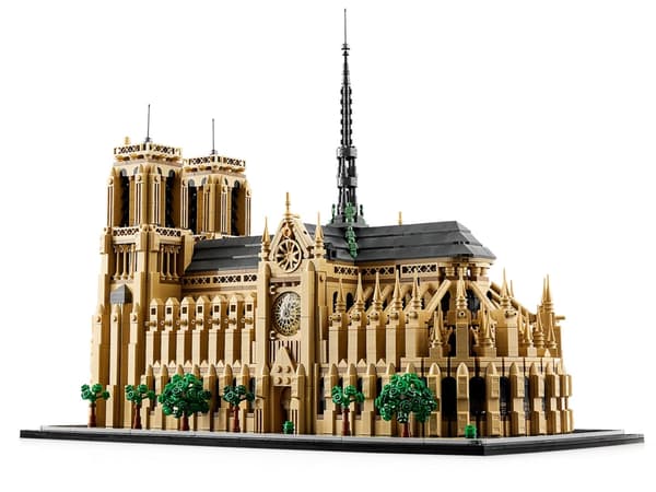 LEGO ARCHITECTURE Notre-Dame de Paris 21061
