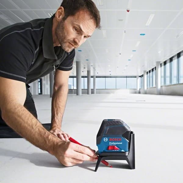 Bosch GCL 2-15 Point and Line Laser - 0601066E00 3x1.5V