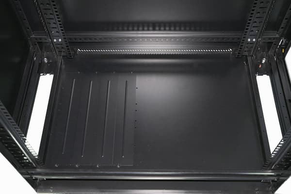 Extralink Rackmount Cabinet 32U 600x600 Black Standing