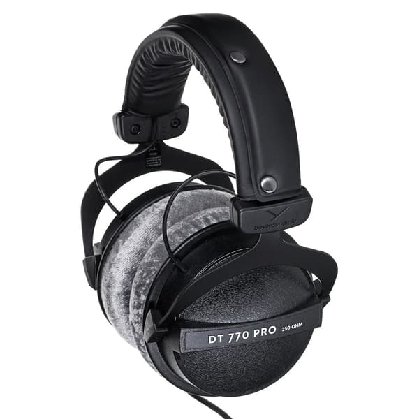 Beyerdynamic DT 770 PRO 250 Ohm Over-Ear Studio Headphones/ Black