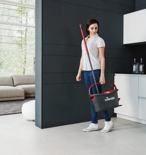Vileda Easy Wring & Clean Turbo Mop Set - Complete Cleaning Kit (151153)
