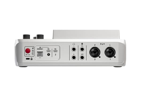 RODECaster Duo - White Podcast Production Studio