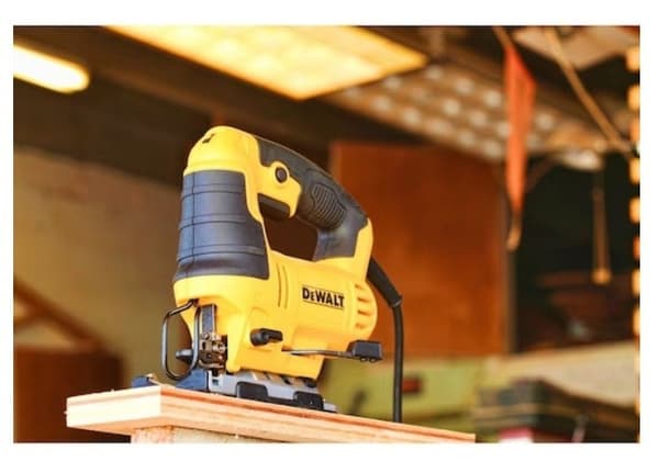 DeWALT DWE349 Electric Jigsaw 650 W
