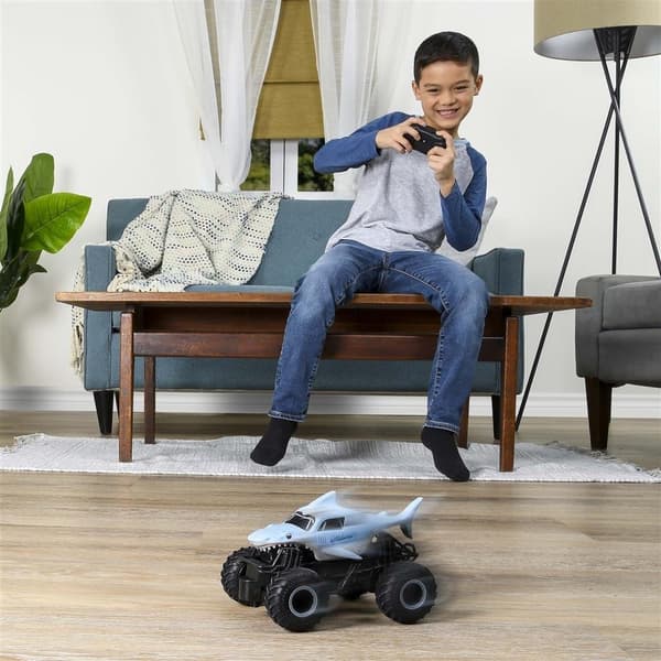 Monster Jam RC Megalodon Truck 1:24