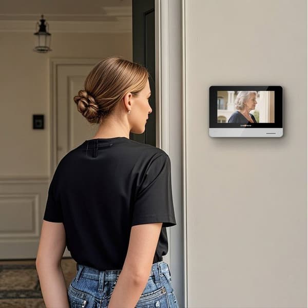 LINK2HOME WiFi Video Doorbell - 7" Touchscreen - 1080p Camera