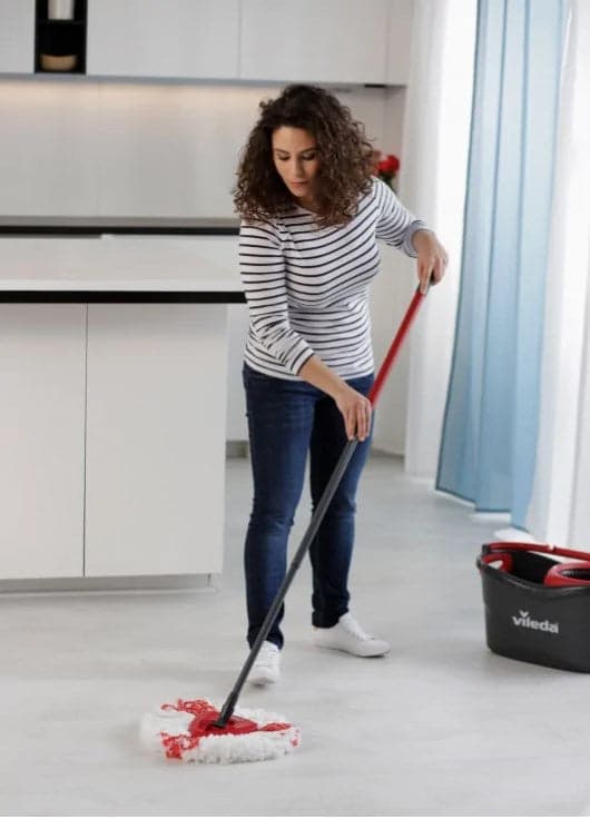Vileda Easy Wring & Clean Turbo Mop Set - Complete Cleaning Kit (151153)