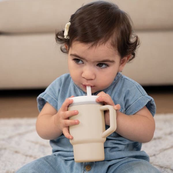 Infantino My First Silicone Cup - 255 ml - Sand