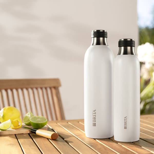 Brita sodaTRIO Bottle 1 L - White