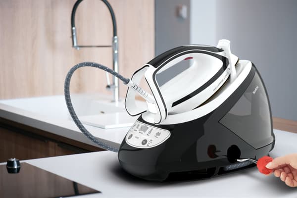 Tefal Pro Express Ultimate GV9550 Steam Generator