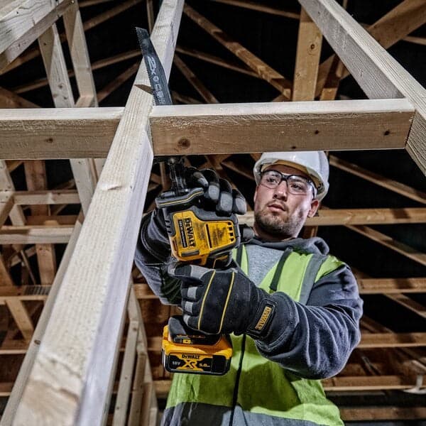 DeWALT DCS369NT-XJ Cordless Reciprocating Saw 18V