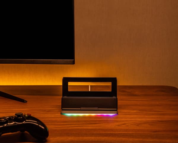 Universal Device Organizer with RGB - Skrivebordsopbevaring, Grå