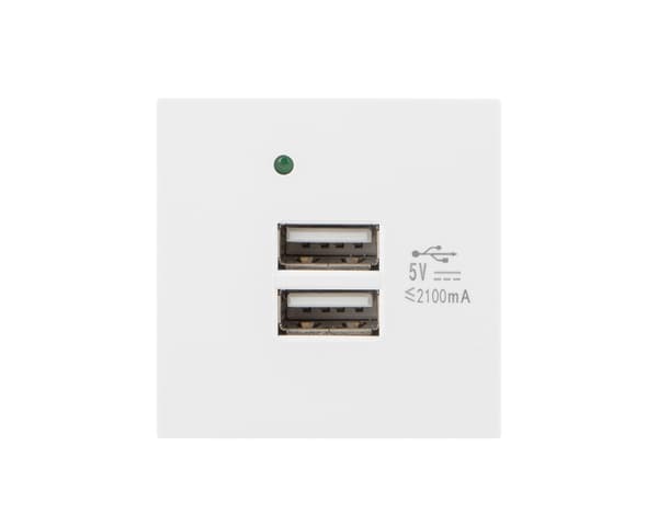 AC Stikkontakt USB - Hvit