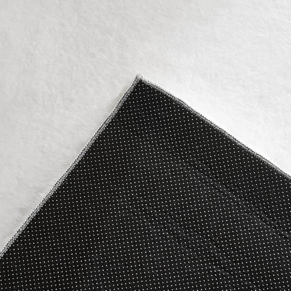 Rabbit Eco Vit Kvadrat 240 cm Pälsmatta