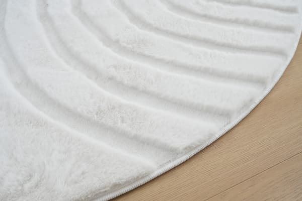 Rabbit Zen Offwhite Rund Pelsmåtte 240 cm i Polyester