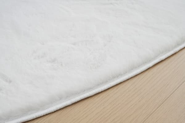 Rabbit Shape Offwhite 240x340 cm Vaskbar Pelsmåtte