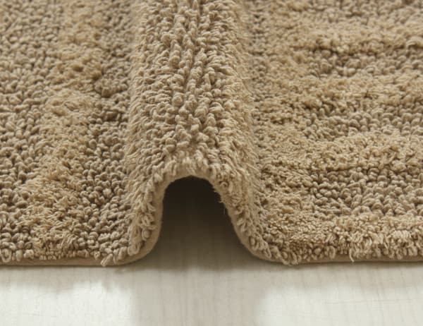 Noah Rake Taupe 50x60 cm Badrumsmatta