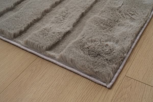 Rabbit Soho Taupe 80x150 cm Pelsmåtte