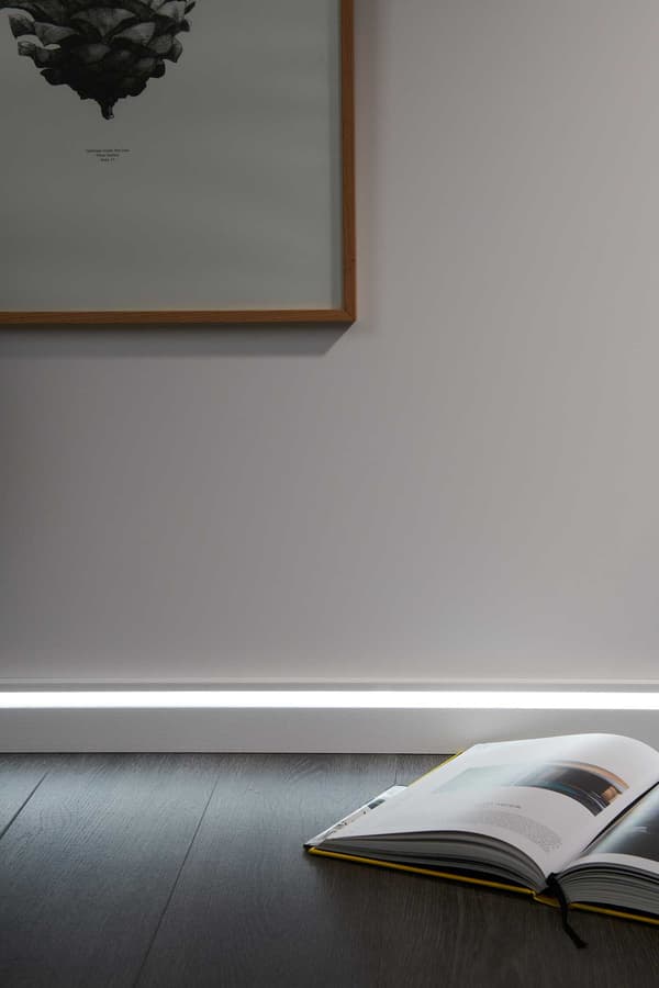 Golvlist NMC WALLSTYL IL11 stil modern