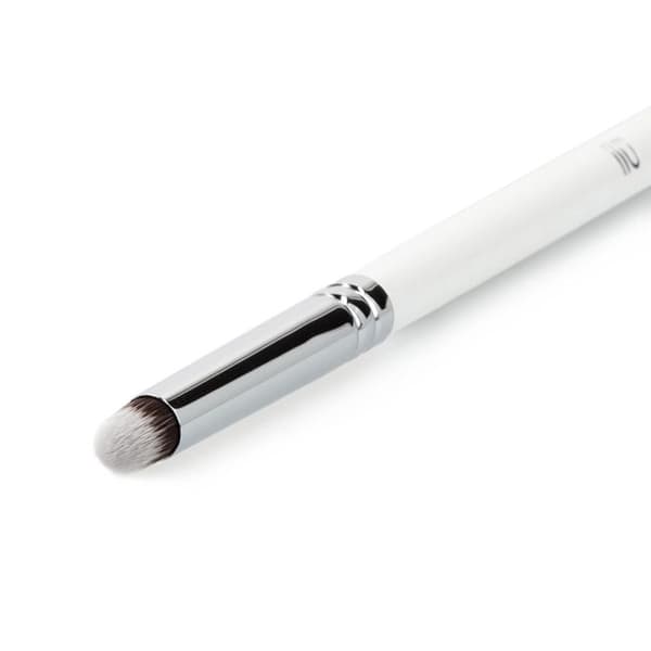 Ilū Make Up Precision Smudge Brush 425 - precisionsutjämnare pensel