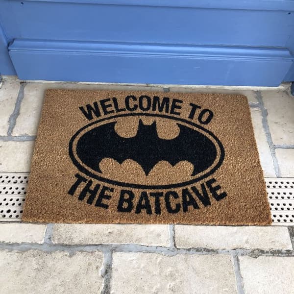 Välkommen till The Batcave Doormat