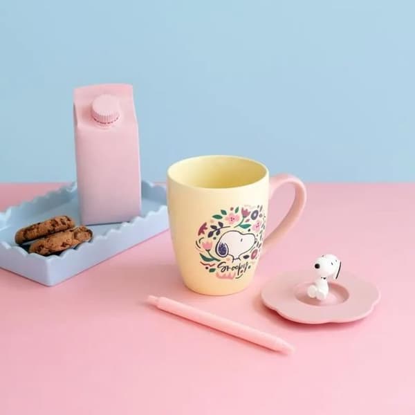 Mugg med lock Erik Snoopy Premium