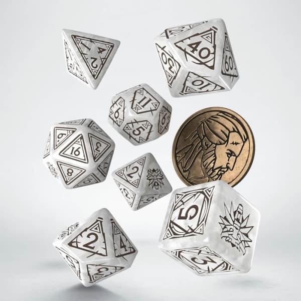 Tärningsspel - Q-WORKSHOP - The Witcher - Geralt - 7 tärningar - Brunt/Pärlemor