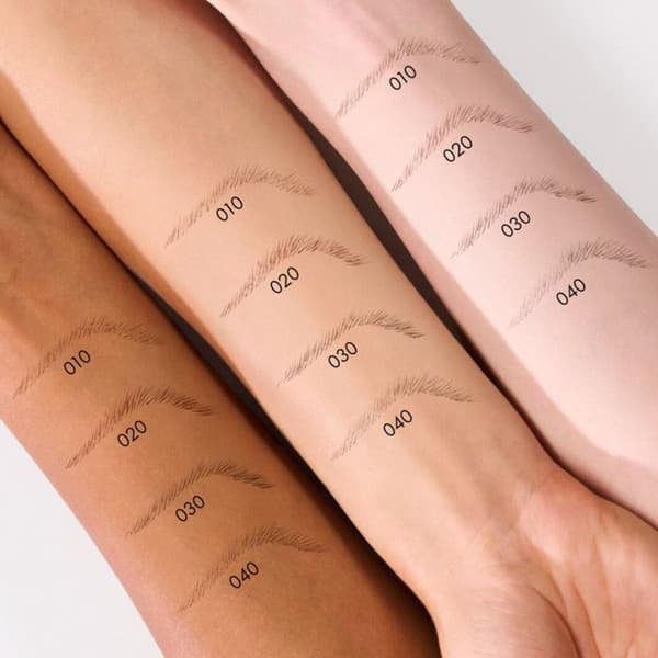 Catrice - Micro Blade Vattenfast Ögonbrynspenna - 20 Deep Taupe