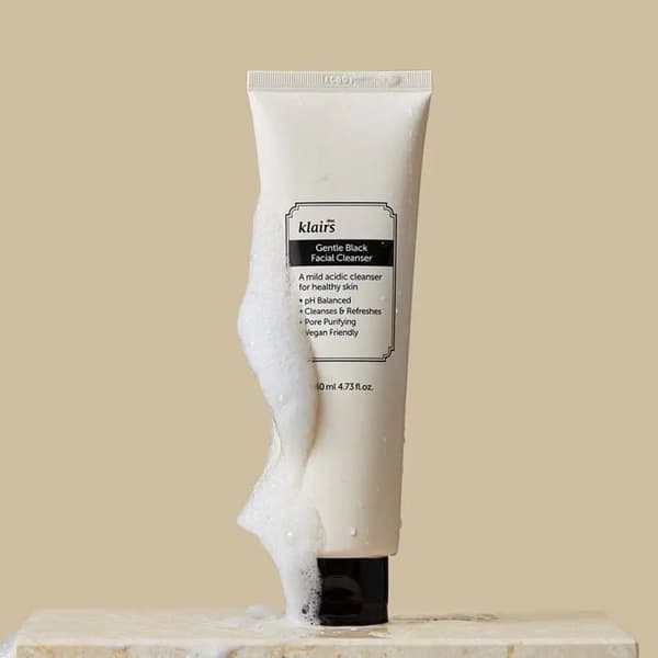 Mild ansiktsrengöring DOUX NOIR 140 ml