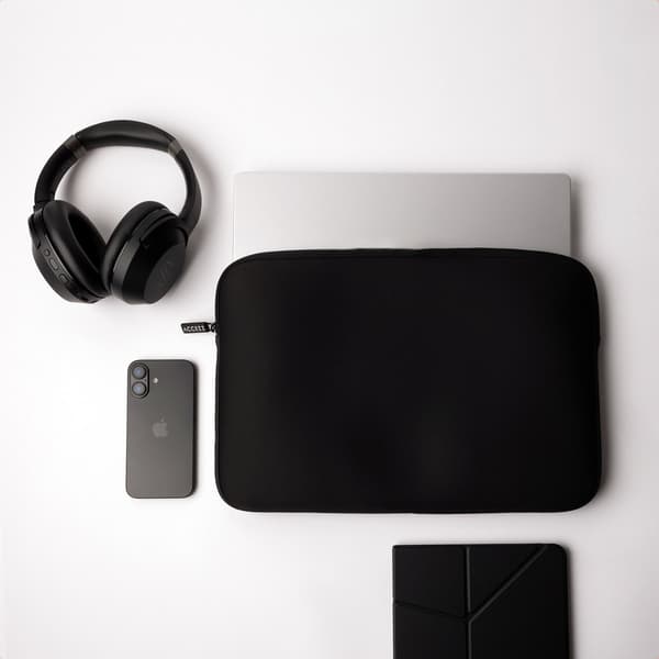 Accezz Laptop sleeve 15-16 tommer - Sort