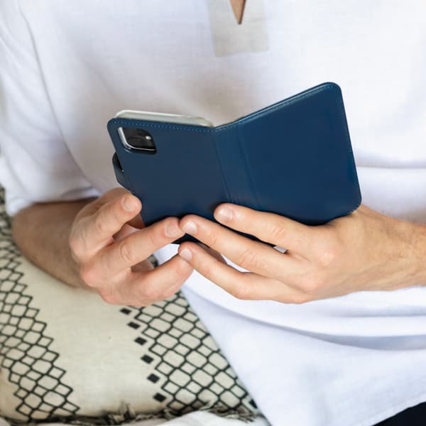 Selencia Ękta läder bokfodral för Apple iPhone 11 - Blå