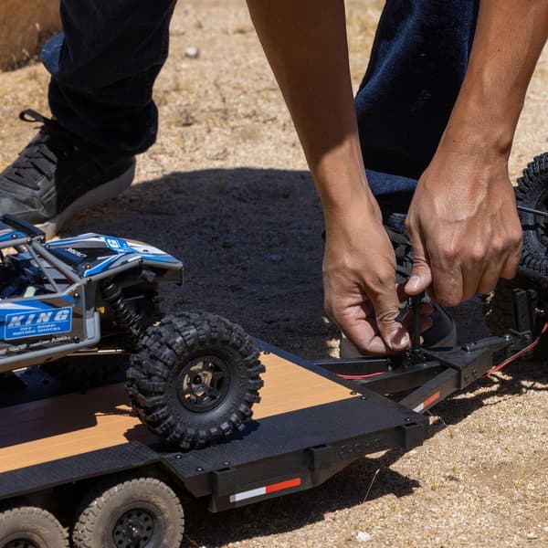Axial SCX10 Flat Bed Vehicle Trailer