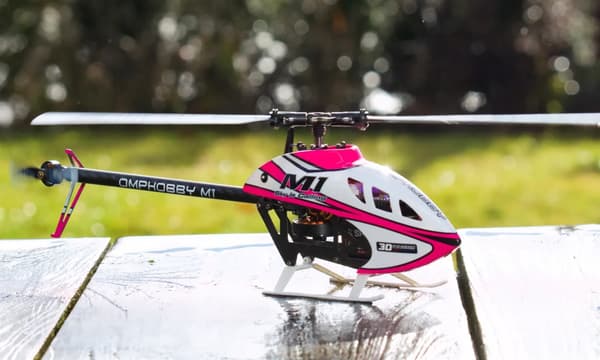 OMP Hobby M1 V3 PRO BNF Helikopter - Green