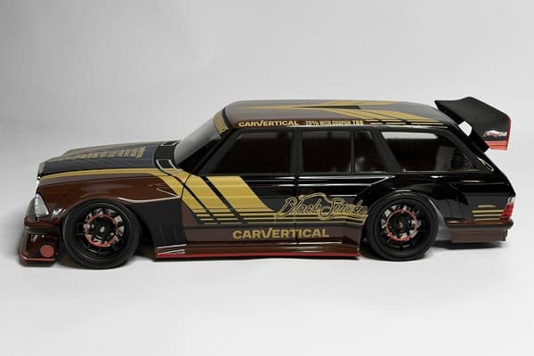APlastics S123 BlackSmoke Tribute Lexan-kaross