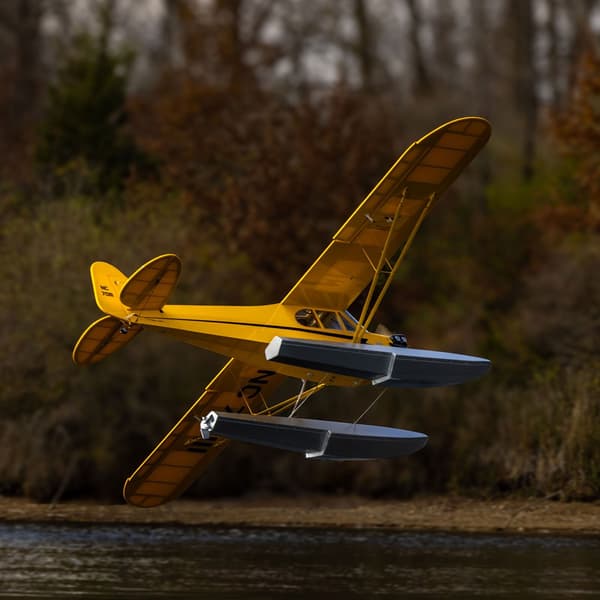 Hangar 9 J-3 Cub 2.1m EP PNP