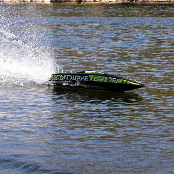 Pro Boat Sonicwake 36" V3 Brushless RTR Black