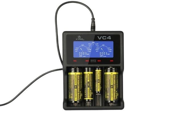 XTAR VC4 NimH / Li-Ion oplader