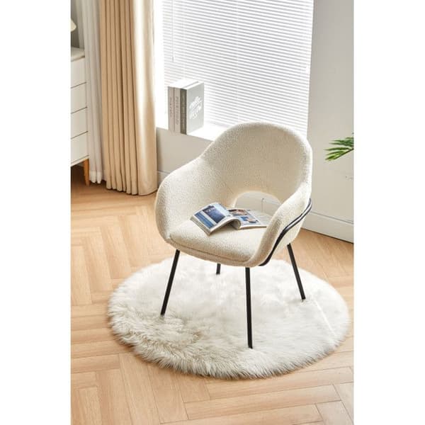 Beige tygsoffa ANDREA med bouclé och armstöd
