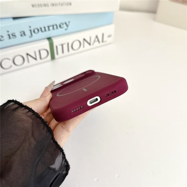 Silikonskal stöttåligt till iPhone 18 Pro Max MagSafe Rosa