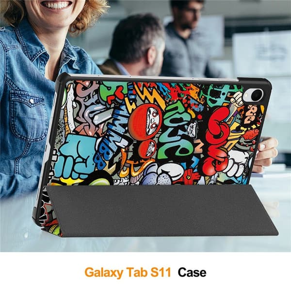 Samsung Galaxy Tab S11 Fodral Tri-fold Graffiti