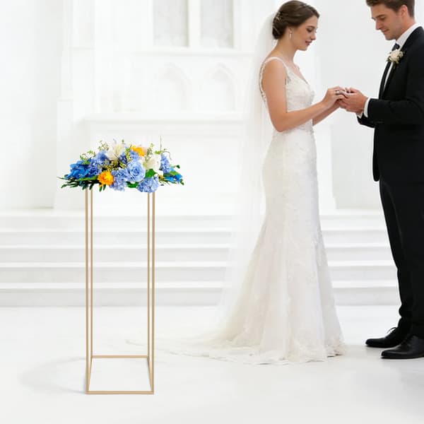Blomsterställning, Robust Metallkonstruktion, Elegant Design,Guld