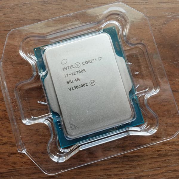Processor, 25MB Cache, LGA 1700 Socket, 14 Kärnor, 20 Trådar, 10nm Process