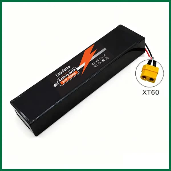 Litiumbatteripaket, 10S3P-konfiguration, 100Ah kapacitet, XT60