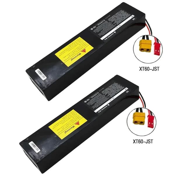 Litiumbatteripack, 100Ah kapacitet, inbyggt BMS-skydd,XT60-JST-2st