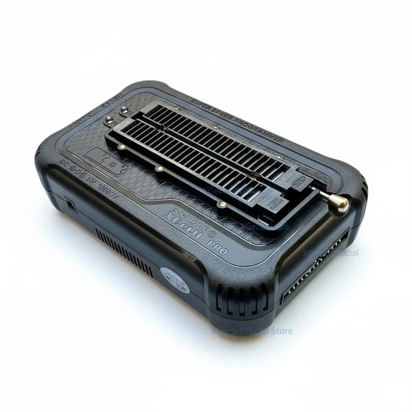 Universell programmerare, 48-stifts ZIF-kontakt, stöder EEPROM och Flash, högpresterande RISC-V MCU, CE-certifierad, kompakt design