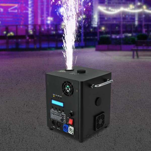 Specialeffektmaskin, 700W, fjärrkontrollfunktion,Svart