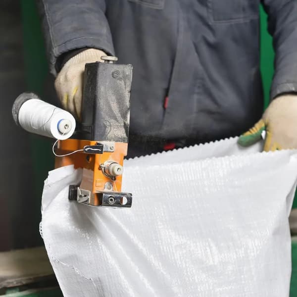 Sömnadstråd, Hållbar Polyester, Mångsidig Kompatibilitet,5PCS Kit