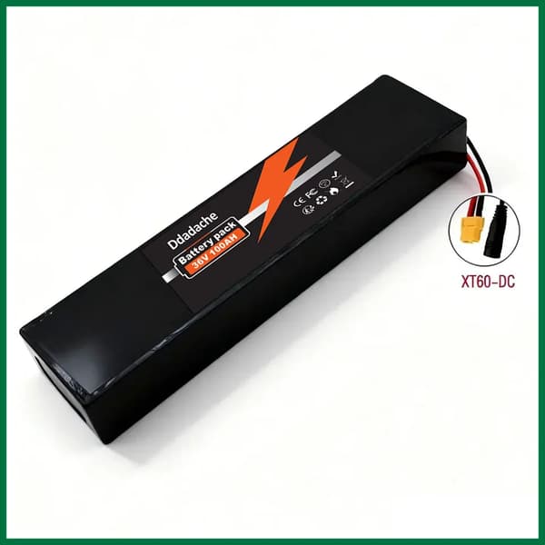 Litiumbatteripaket, 10S3P-konfiguration, 100Ah kapacitet, XT60-DC