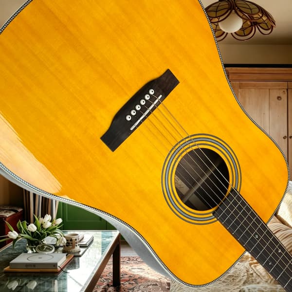 Gitarr, rosenträshals, fast stall,GUL