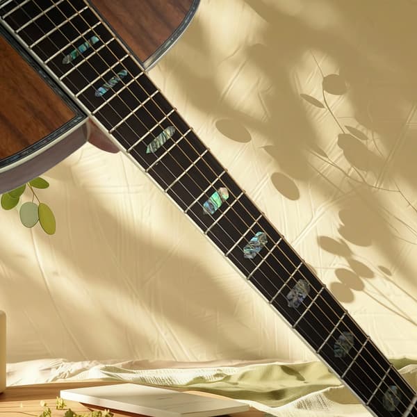 Gitarr, KOA-kropp, fast stall,Brun